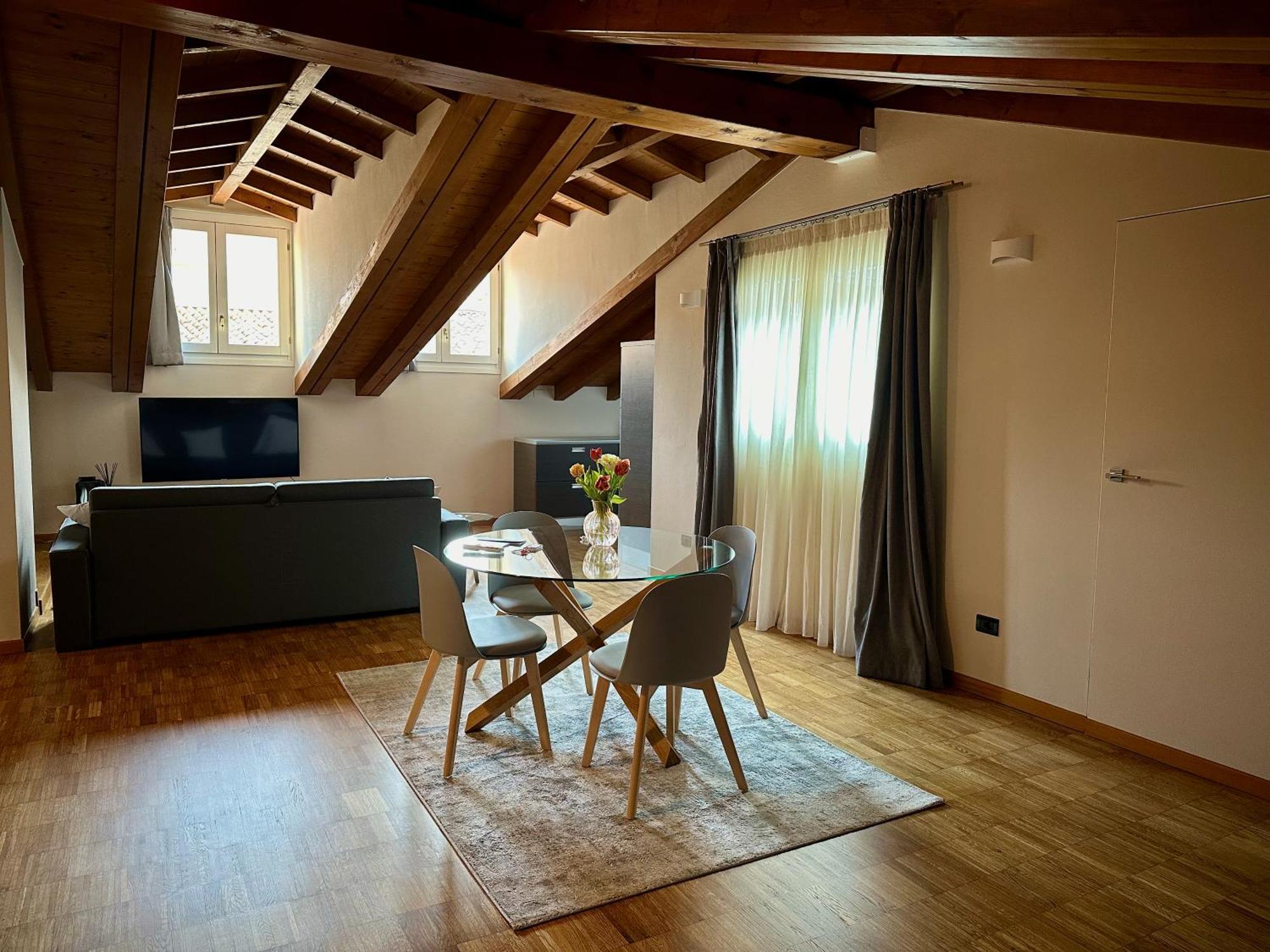 Magic Place Bergamo! Relax Apartment With Terrace In The Heart Of The City エクステリア 写真